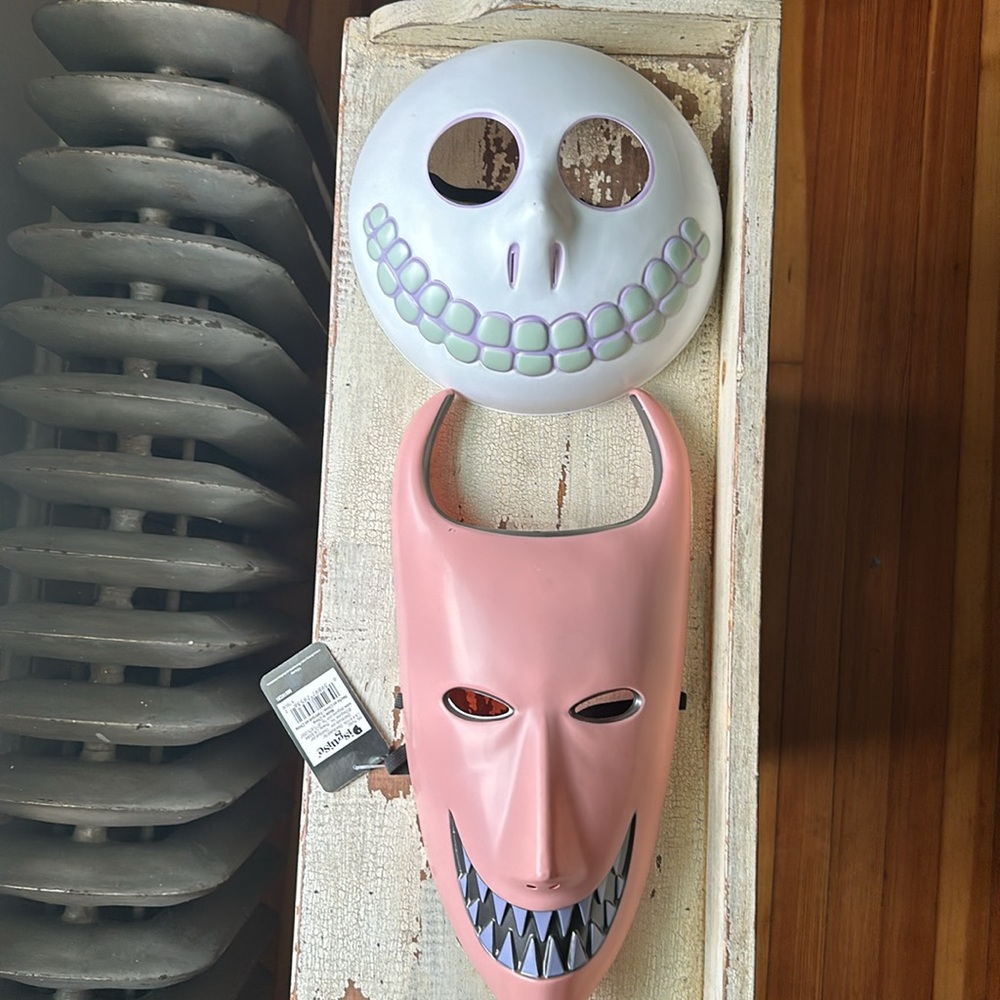 Lock and Barrel masks with tags